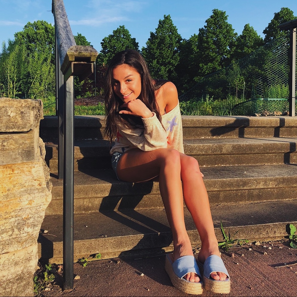 Meet your Posher, Sydney